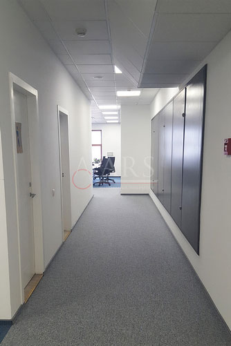 Ковровая плитка Balsan Pilote в коридоре одна коллекция